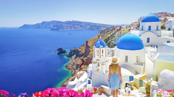 se ofera cazare gratuita in santorini pentru 24 de ore de munca pe saptamana oferta face furori