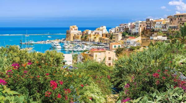 cat a ajuns sa coste in final o casa cumparata cu 80 000 de euro in sicilia la malul marii fiti curajosi