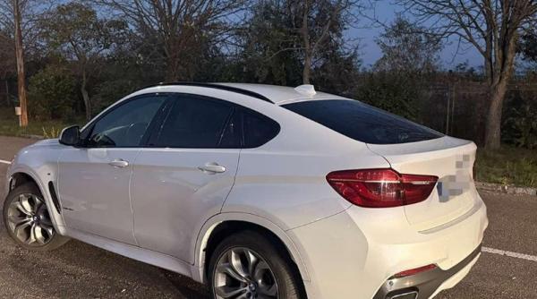 un bmw x6 de 35 000 de euro a fost confiscat de politisti la vama albita masina ar fi fost furata din slovacia cine era la volan