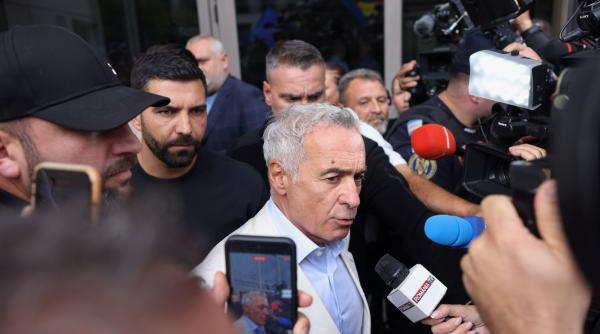 calin georgescu a venit la curtea de apel bucuresti instanta decide daca il lasa liber in dosarul de inselaciune