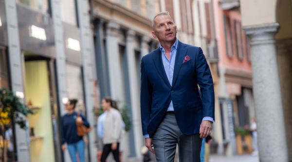 omul care a cumparat jumatate din lugano povestea romanului care investeste in centrul orasului elvetian