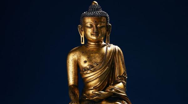 in 1980 un barbat a dat 2 e pe o statueta cu buddha la un targ de vechituri dupa 4 decenii a vandut o de 120 000 de ori mai scump