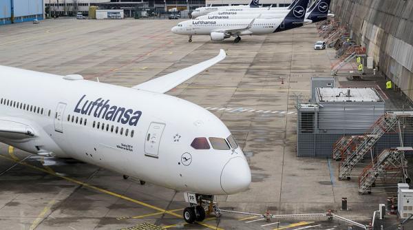 oamenii au simti un miros bizar intr un avion lufthansa in timpul zborului cursa a aterizat de urgenta