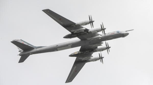 rusia a pierdut un bombardier strategic tu 95 de neinlocuit capabil sa transporte arme nucleare in timpul unui zbor de antrenament