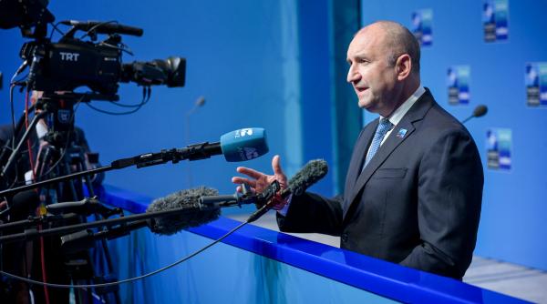 premierul unei tari nato vecine cu romania cere un dialog cu rusia pentru a evita un atac nuclear