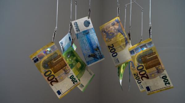 tara din europa in care pescarii au devenit bancheri si s au imbogatit apoi tot sistemul bancar s a prabusit astazi e studiu de caz