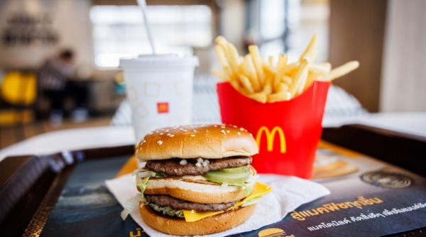 un barbat a mancat cel putin un big mac pe zi timp de peste 50 de ani aproape 36 000 de sandvisuri si numaratoarea continua