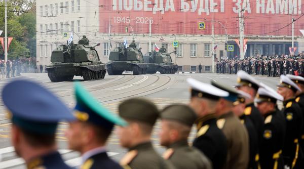 kaliningrad devine ringul confruntarii dintre rusia si occident kremlinul ameninta tot mai apasat cu razboiul si arma nucleara