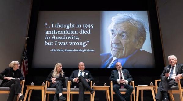 omagiu adus lui elie wiesel la 10 ani de la moartea sa andrei muraru a ajutat romania sa se confrunte cu o parte a istoriei sale