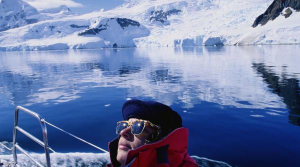 concediata la 59 de ani din silicon valley o femeie s a dus sa lucreze in antarctica si este foarte incantata