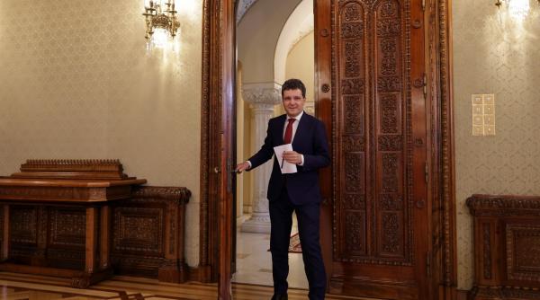 Consultări la Cotroceni pentru desemnarea unui nou premier. Mandatele cu care liderii politici merg la discuțiile cu Nicușor Dan