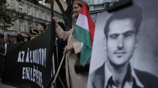 la 70 de ani de la revolta antisovietica din ungaria vor fi facute publice numele a 60 000 de colaboratori ai fostei securitati