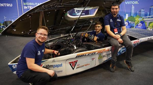 masina viitorului la cel mai mare eveniment auto al anului unde poate fi admirat primul vehicul solar creat de studenti romani