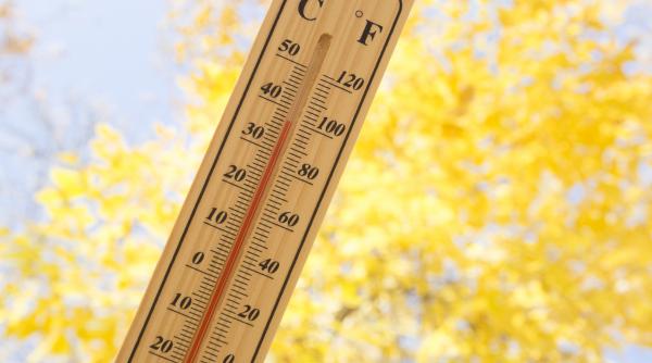 vara indiana in romania temperaturile se apropie de 30 de grade cat mai tine caldura neobisnuita