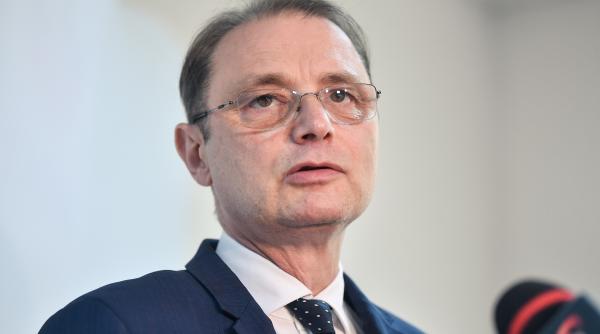 luca niculescu despre deficitul bugetar avem o plaja unde putem lucra fara sa intram masiv cu taieri