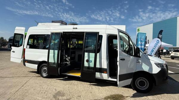 Microbuze electrice produse în România. Soluția care poate reduce costurile transportului