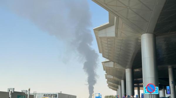 mai multe persoane au fost ranite intr o explozie pe aeroportul din riad