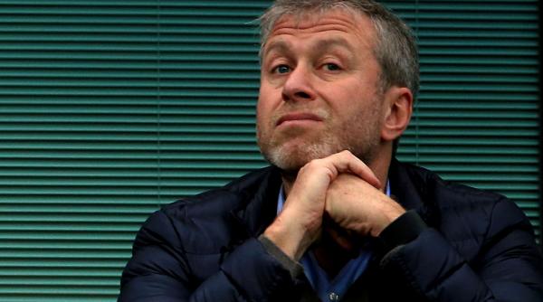 the guardian apropiatii oligarhului roman abramovici ar fi falsificat acte pentru a ascunde averea si a evita taxele