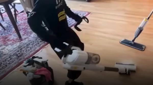 O femeie din San Francisco a angajat un robot umanoid pentru curățenie. Serviciul a costat-o 30 de dolari