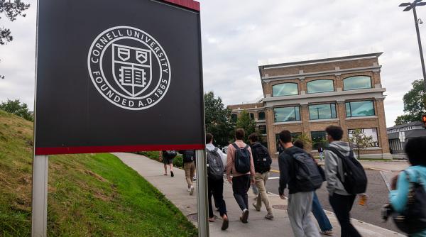 scandalul cornell7 universitatea interzice toate petrecerile fraternitatilor dupa acuzatiile de viol in grup