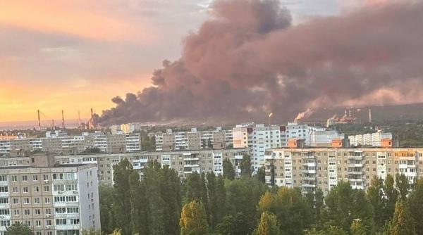Criză în Rusia după atacurile Ucrainei asupra centrelor de date. Sistemele bancare și de servicii sunt paralizate în regiunea Saratov