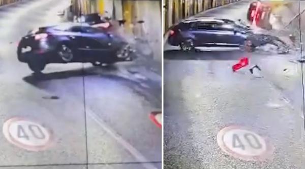momentul in care doua masini s au ciocnit violent in pasajul unirii din bucuresti in urma impactului un autoturism s a rasturnat