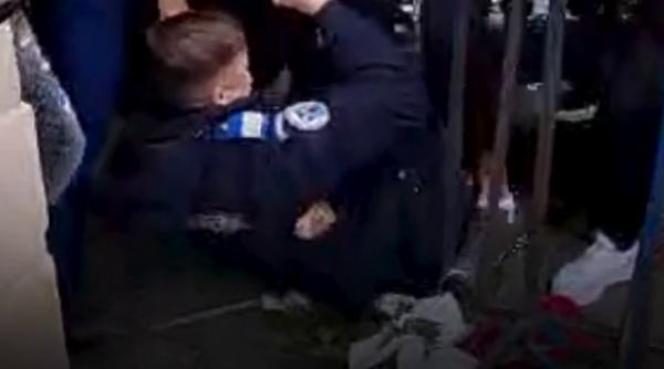 Oamenii s-au luat din nou la bătaie la coadă la moaștele Sfintei Parascheva. Unii au încearcat să sară rândul la care se stă 8 ore
