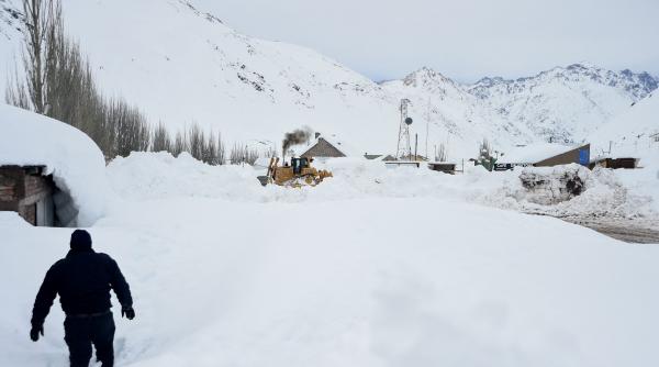 Un "boom alb". El Niño de o intensitate record aduce ninsori fără precedent în Chile