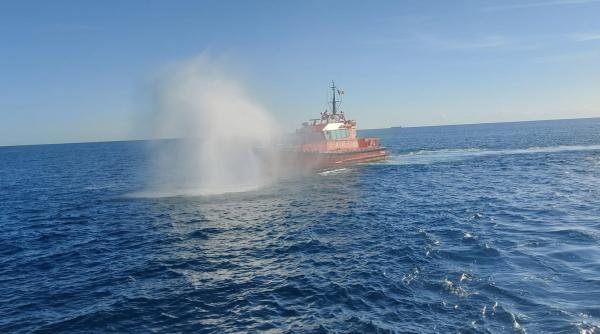 alerta la marea neagra inca o nava a cerut ajutor in apropiere de sulina dupa ce a izbucnit un incendiu 8 persoane date disparute