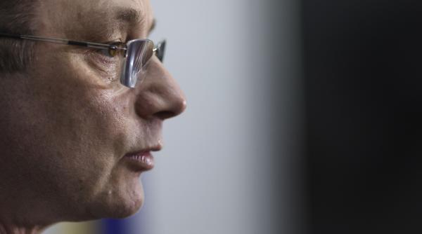 luca niculescu multumeste psd ca a intrat in guvernul sau pnl si udmr vor vota ce spune despre pensii salarii si taxe noi