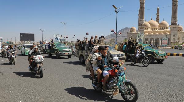emiratele arabe unite revin in conflictul din yemen dupa un acord cu arabia saudita avansul houthi alarmeaza statele din golf