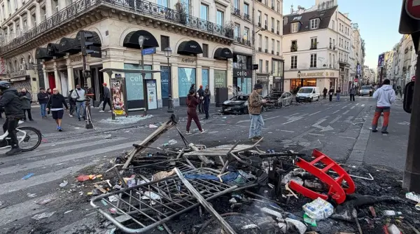 cnn iarna vrajbei noastre la paris revoltele din franta sunt semnul unei crize sociale si politice mult mai profunde