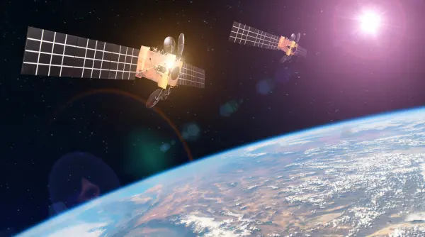 incident in spatiu un satelit militar inspector al rusiei a hartuit un satelit finlandez care furnizeaza date armatei ucrainene