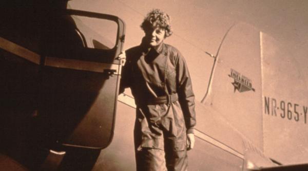 Misterul Ameliei Earhart rămâne nerezolvat. „Resturile avionului” de pe un atol din Pacific erau, de fapt, copaci aduși de valuri