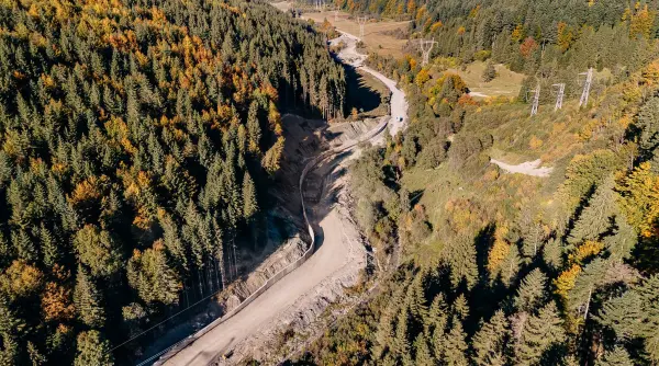 o noua alternativa la dn1 prinde contur autostrada din valea doftanei va trece prin munti lucrarile au ajuns la 28