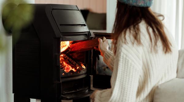Cum reușesc nordicii să păstreze căldura în case, chiar și la -30 de grade Celsius. Metoda este veche de secole