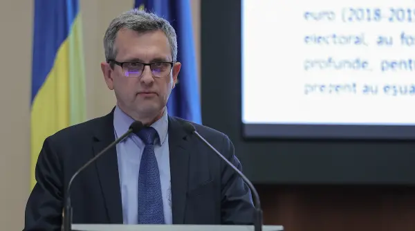 economistul sef al bnr intervine in scandalul deficitului de 9 2 valentin lazea raspunde la acuzatiile psd este pe trimestru