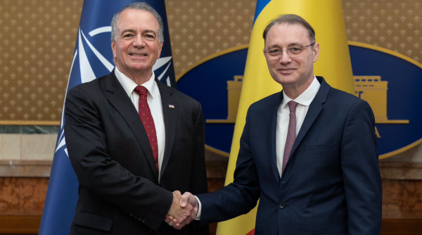luca niculescu intalnire cu ambasadorul sua darryl nirenberg cei doi au discutat despre proiectele de inzestrare a armatei romane