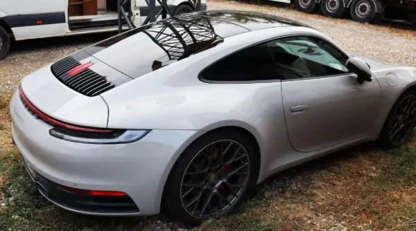 un porsche 911 carrera in valoare de 200 000 de euro a fost confiscat de politisti la vama calafat ce au descoperit despre masina