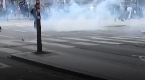 Proteste violente în Franța, Albania și Belgia. Poliția a folosit gaze lacrimogene și tunuri cu apă împotriva manifestanților