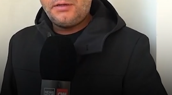 Transmisiune specială Antena 3 CNN din interiorul blocului evacuat după ce au apărut crăpături