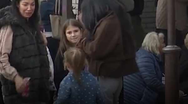 Cozi uriașe la alegerile cruciale din Serbia. Până și Vučić a stat aproape două ore la rând ca să voteze