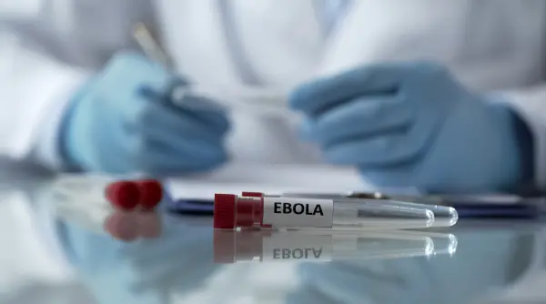 sua introduc o noua obligatie pentru pasageri inclusiv pentru cei care pleaca din romania dupa epidemia de ebola din africa