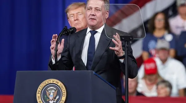 furie in germania dupa ce seful audi a aparut alaturi de donald trump la un miting in sua