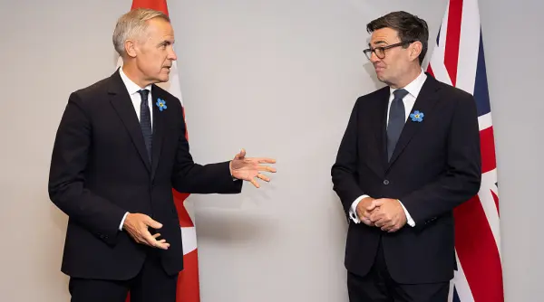 marea britanie refuza sa se alature bancii internationale pentru aparare propuse de canada romania sustine proiectul