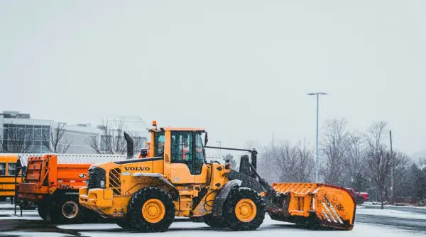 pregatirea utilajelor de constructii pentru sezonul rece