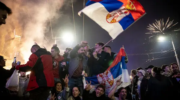 serbia dupa vucici lista studentilor a castigat aproape 53 din voturi dar nu se stie ce urmeaza si cine va forma guvernul
