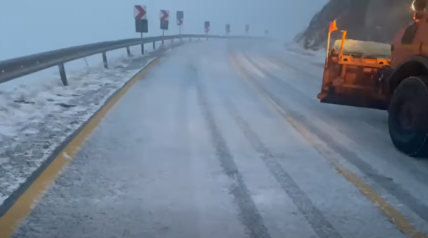 transalpina a fost inchisa din cauza ninsorii pe termen nedeterminat drumul ar putea ramane blocat pana la primavara