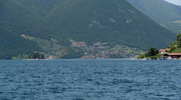Un lac din Italia a fost lovit de tsunamiuri devastatoare acum sute de ani. Ce legătură are agricultura cu riscul unui nou dezastru