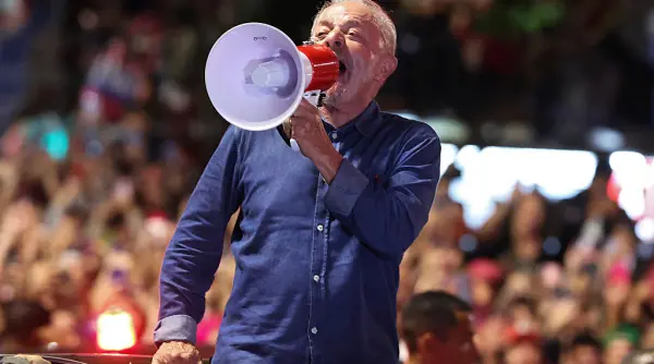 armata digitala care l a propulsat pe lula spre victorie in brazilia